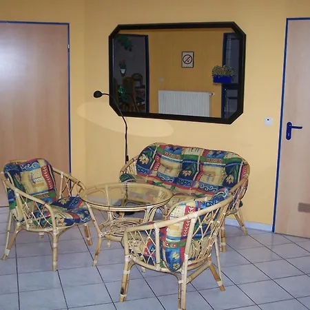 Apartment Mauer, 